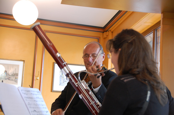 Photo "Tafelmusik" avec Patrícia Costa, Basson et Matthias Steiner, Violon